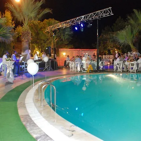 Tropicana Garden 3* Kusadası